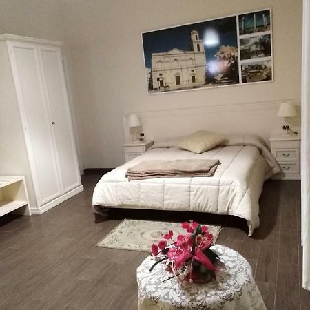Domus Al Corso Con Servizio B&B Canosa di Puglia Extérieur photo