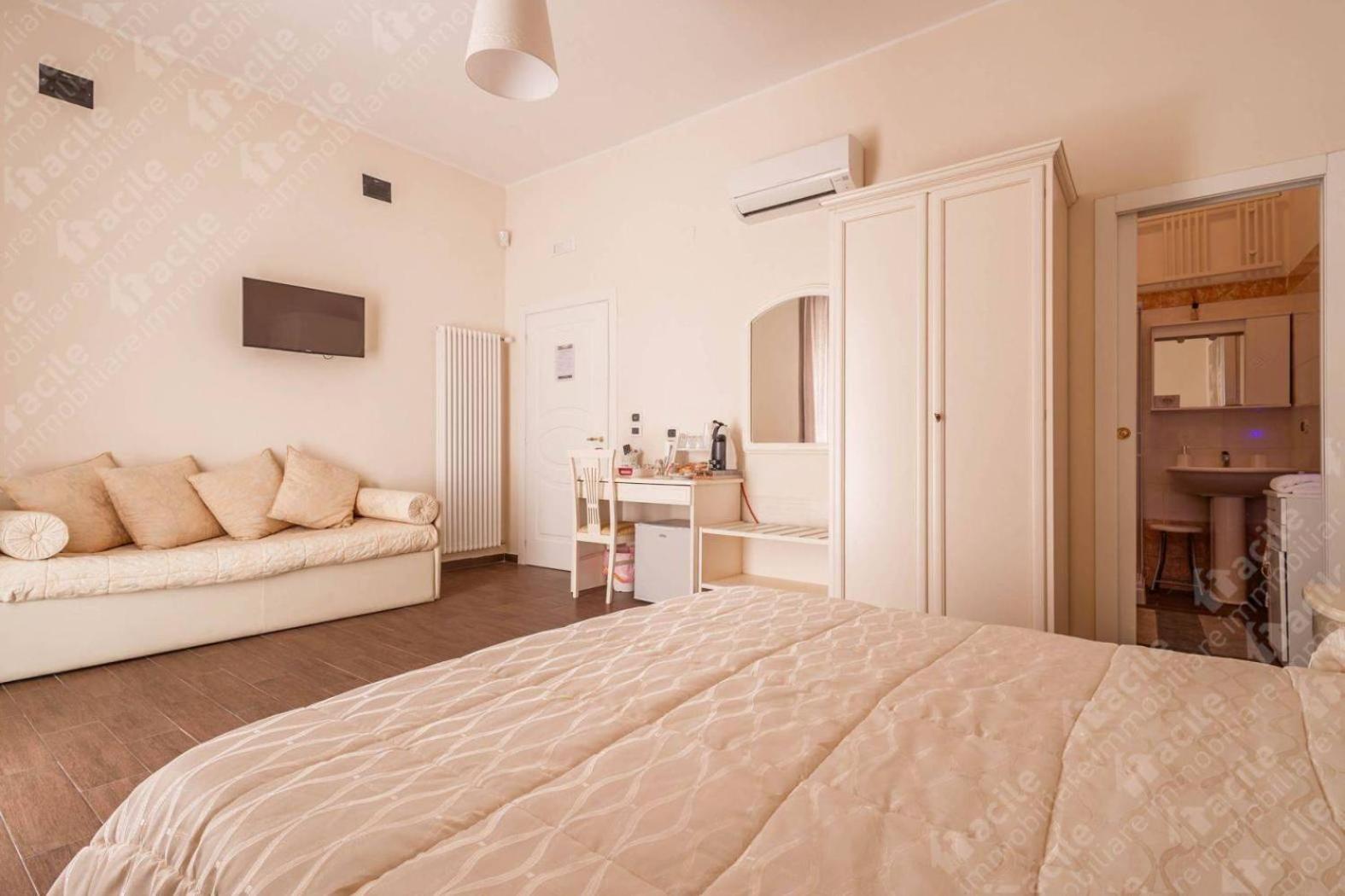 Domus Al Corso Con Servizio B&B Canosa di Puglia Extérieur photo