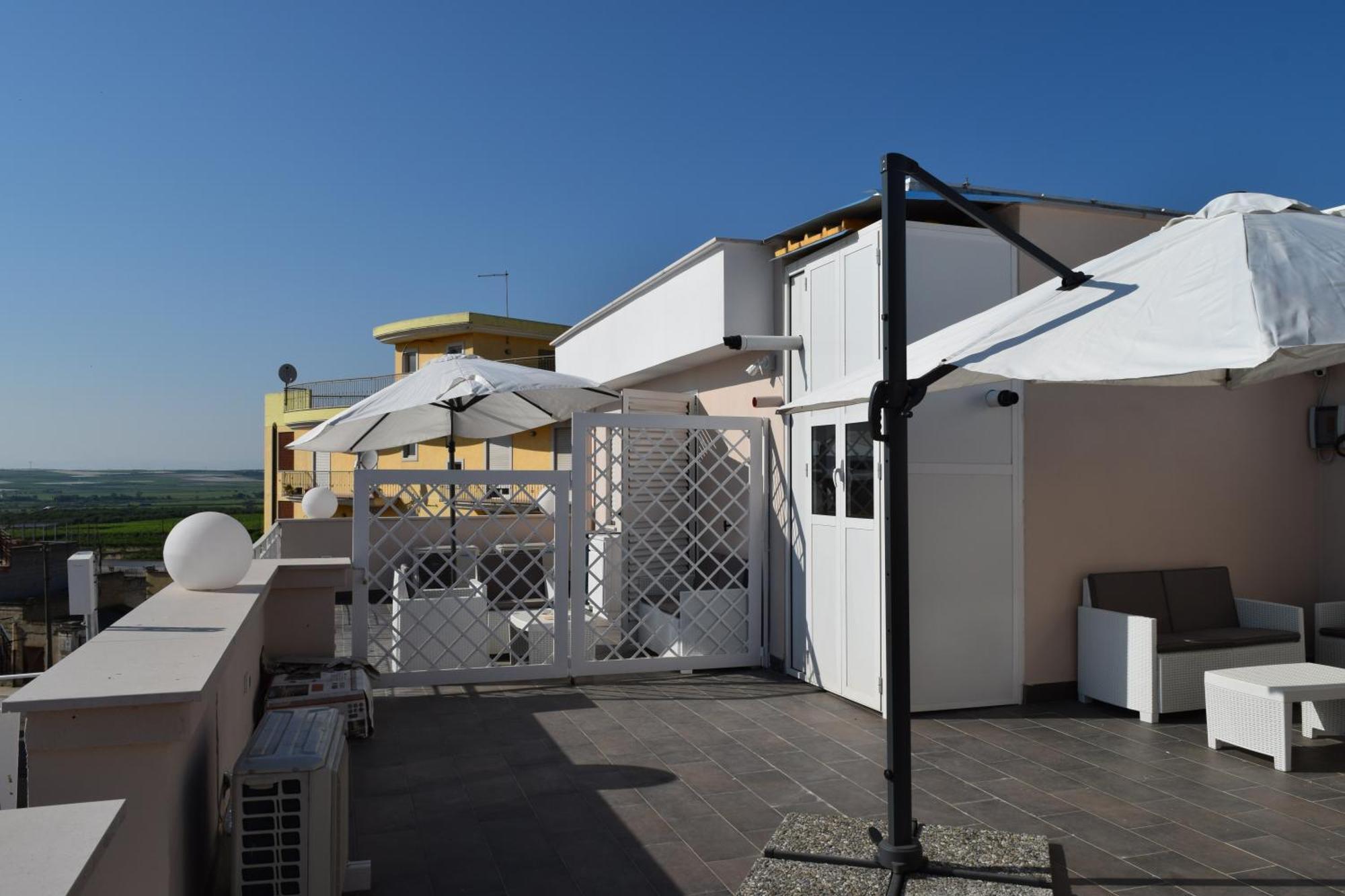 Domus Al Corso Con Servizio B&B Canosa di Puglia Extérieur photo