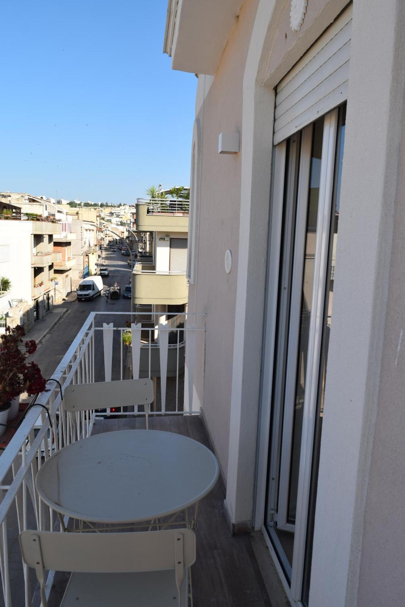 Domus Al Corso Con Servizio B&B Canosa di Puglia Extérieur photo