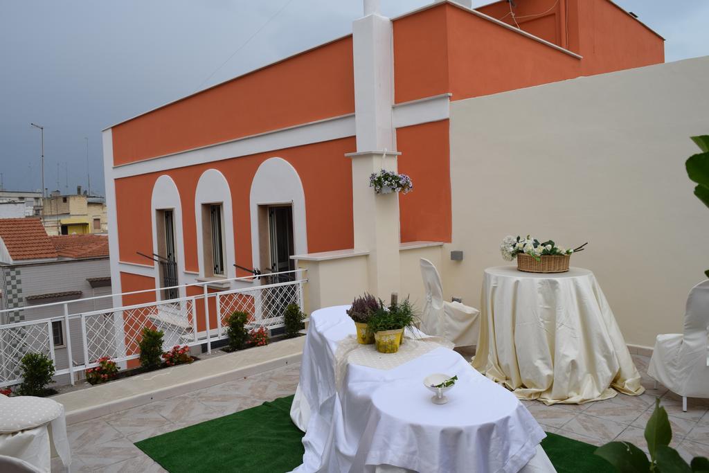 Domus Al Corso Con Servizio B&B Canosa di Puglia Extérieur photo
