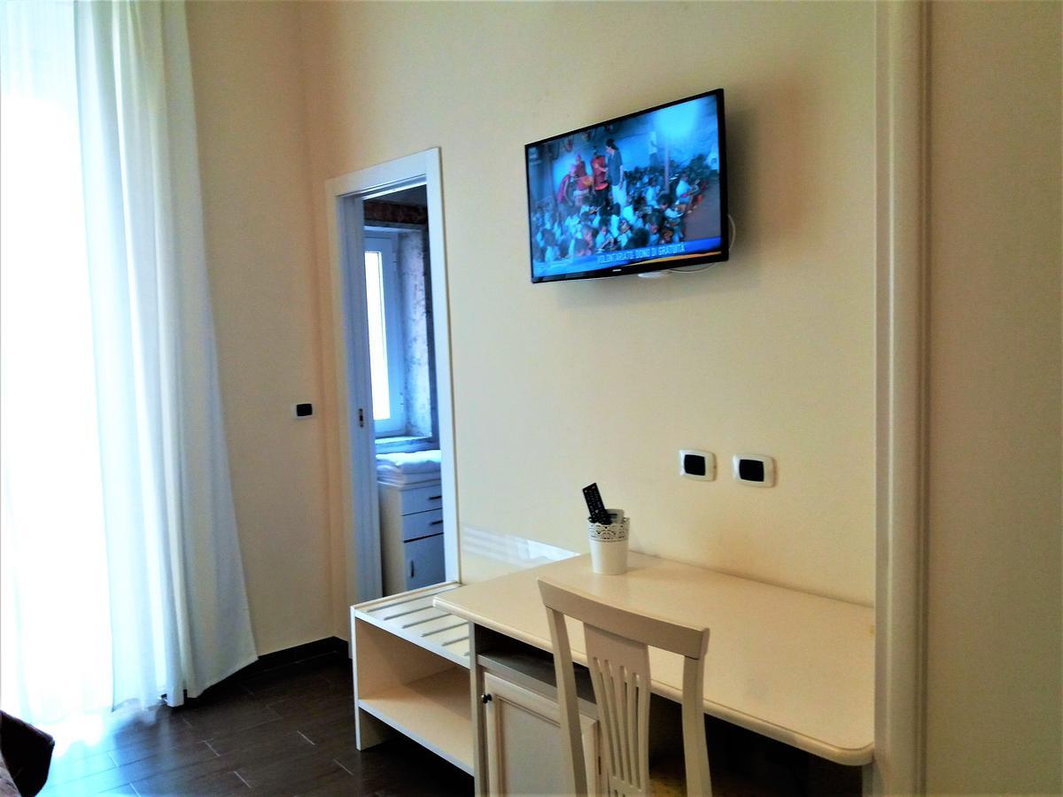 Domus Al Corso Con Servizio B&B Canosa di Puglia Extérieur photo